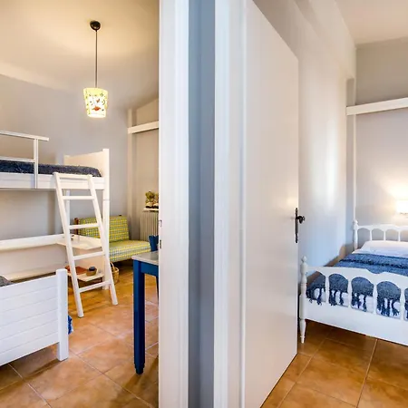 Cleo Beachfront Potos