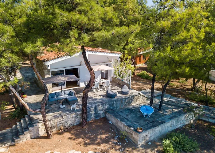 Cleo Beachfront Tatil Evi Potos