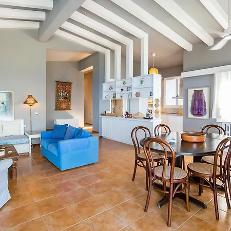 Cleo Beachfront