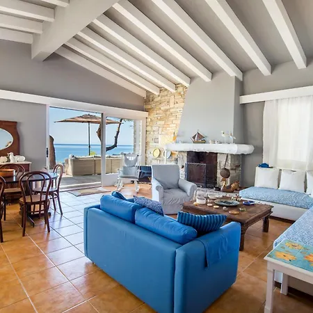 Cleo Beachfront