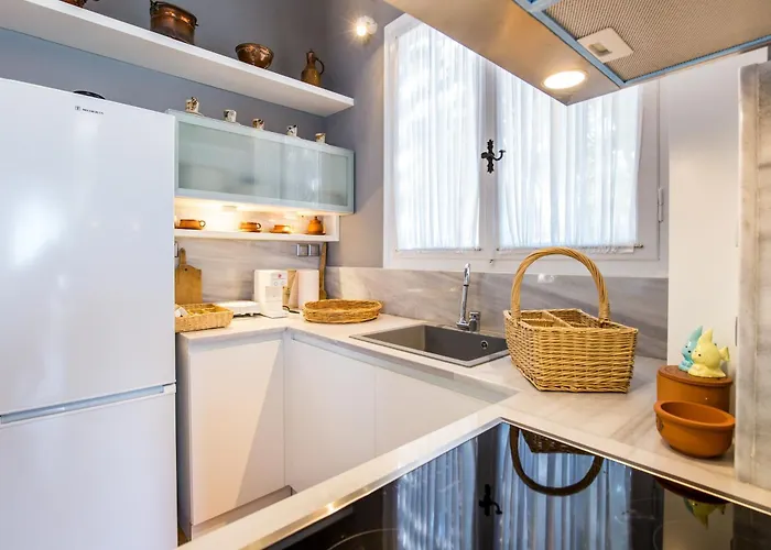 Case de vacanță Cleo Beachfront *