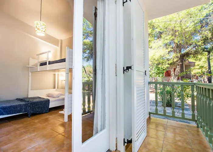 Cleo Beachfront Potos